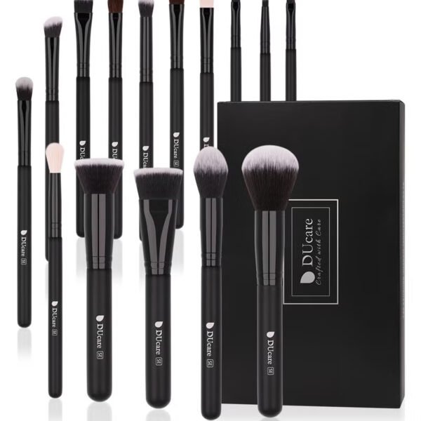 Professional 15 Piece Makeup Brush Set - Premium Synthetic Kabuki, Foundation & Eyeshadow Brushes in Luxury Black (Gift-Ready)